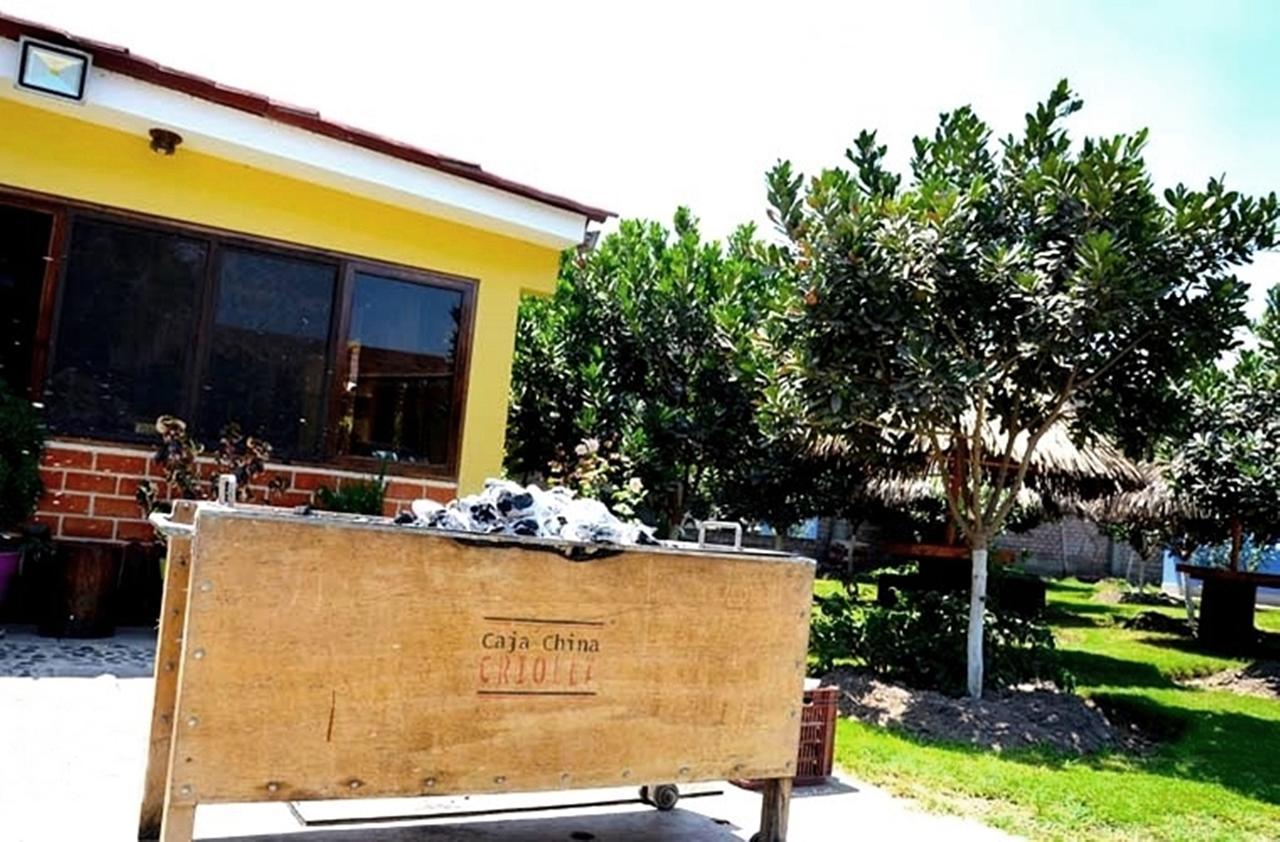 Hotel Villa Kitzia Huacho Exteriör bild