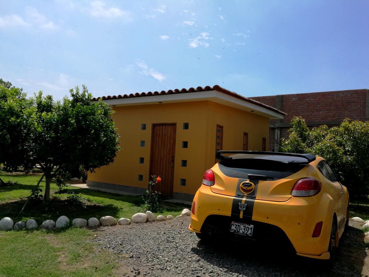 Hotel Villa Kitzia Huacho Exteriör bild